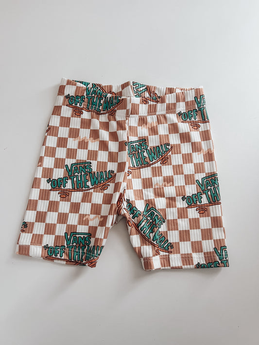 2 pair MYSTERY shorts! Leave size/ styles in notes along with gender. Play shorts,bikers, shorties, comfy shorts and breezy are only options available!